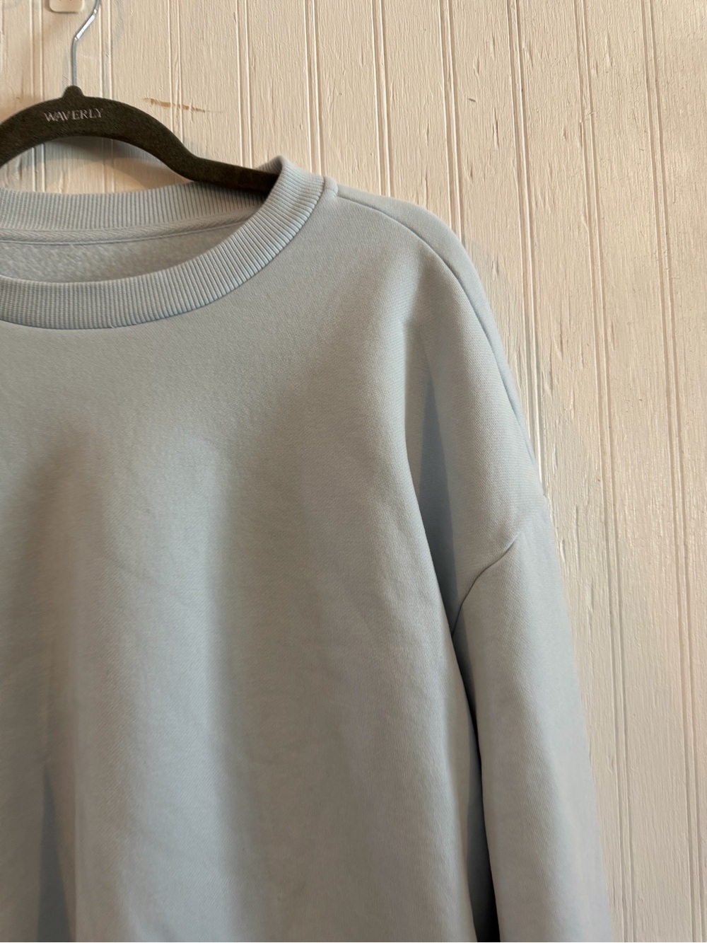 Vuori, Cozy Light Blue Oversized Sweatshirt - Picture 4 of 7